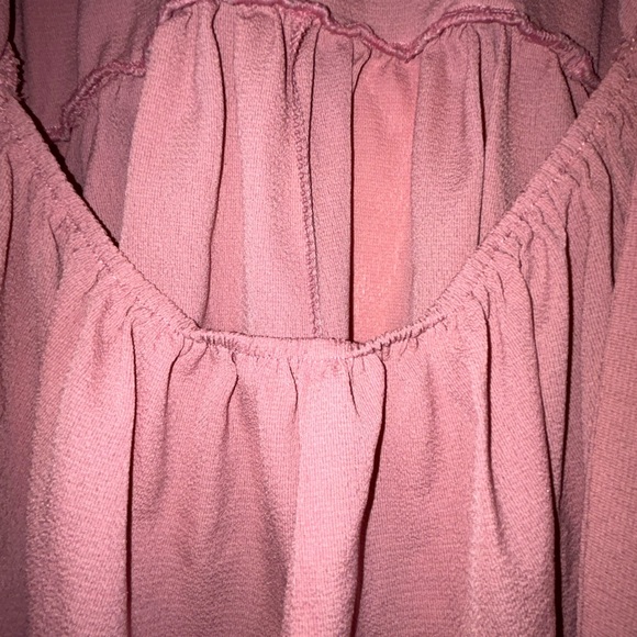 Crotchet lace pink romper. - Picture 6 of 9